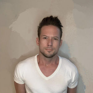 Meet your Posher, Lee